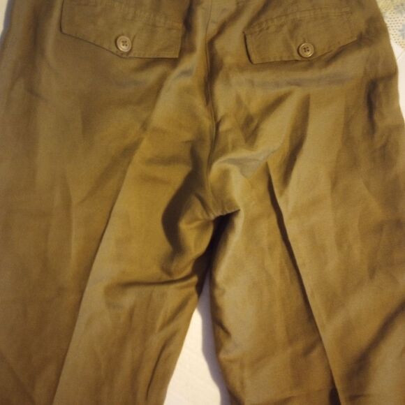 Larry Levine wide leg lenin trousers with button closure - Picture 8 of 9